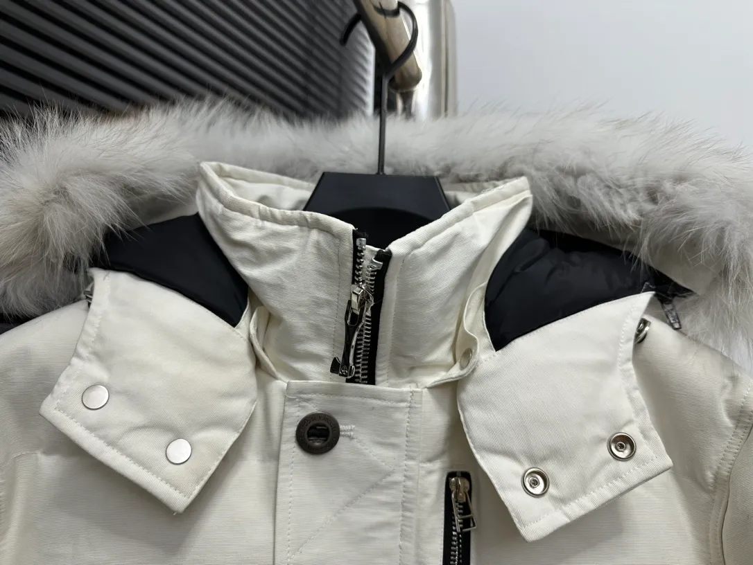 【Moose knules】 Moose knules 1921 . 2007 🇨🇦 ！ Premium ， 。 ， ！ ，LOGO ✂️ 90% ， ！ ✂️ ， ! ✂️ YKK， ， ！ ✂️ ， . ！ ✂️ 3D ， Size:XS-2XL